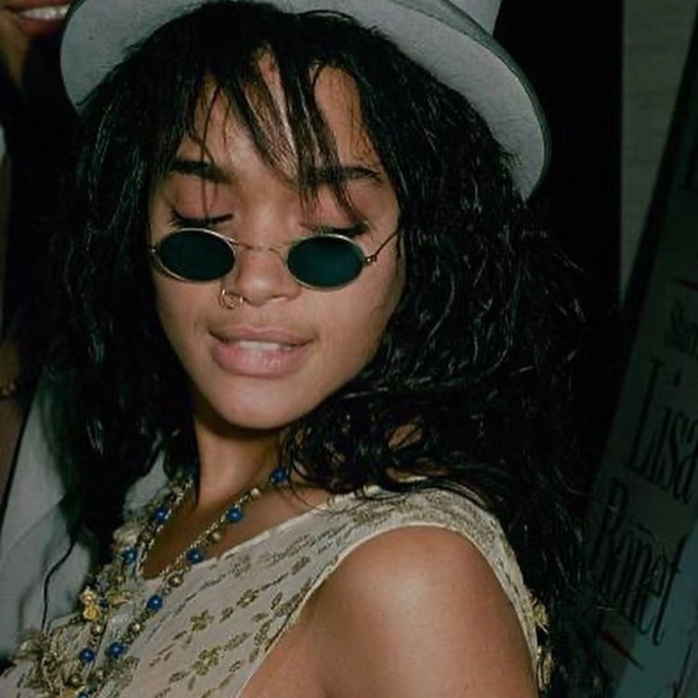 Meet your Posher, Zuri